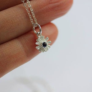 Blue Daisy necklace  - Daisy necklace in Sterling Silver - Sapphire Blue Daisy  - Floral necklace - Floral Jewelry - Gift for Her
