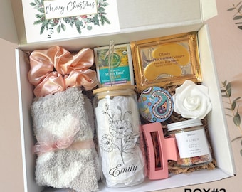 Personalized Christmas Gift Box for Her, Custom Birth Flower Tumbler, Holiday Spa Gift Set, Christmas Self Care Package for Women