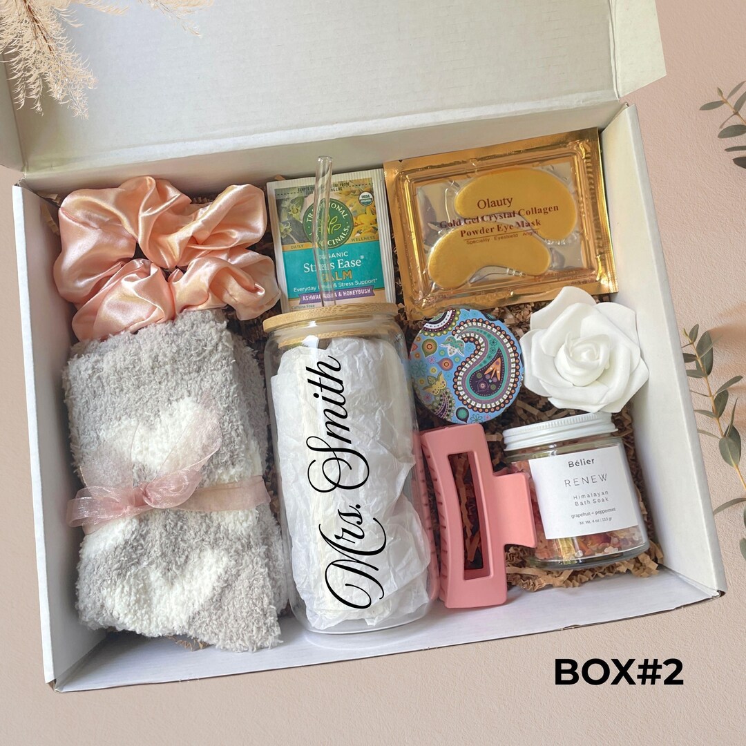 Engagement Gift Box, Personalized Bride to Be Gift Box for Future Mrs ...