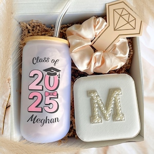 Personalized Graduation Gift Box for her, 2025 Graduation Gift for Women, Congratulations Class of 2025 Care Package for Daughter Graduation