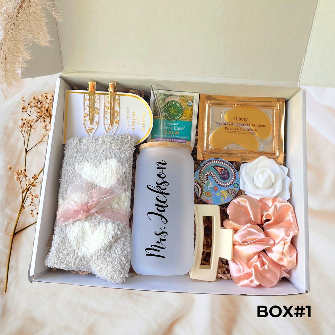 Engagement Gift Box, Personalized Bride to Be Gift Box for Future Mrs ...