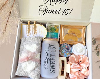 Personalized Quinceañera Gift Box,  Custom Quince Años Gift, Gift Basket for Sweet Fifteen Gift, Regalos Para Quinceañera, Quince Keepsake