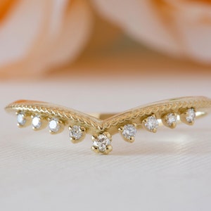 Antique Wedding Band, Milgrain Wedding Ring, Curved Wedding Ring, V Diamond Ring, 18K Diamond Band, Nesting Wedding Ring, Stacking Ring image 1