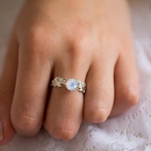 Unique Engagement Ring, Welo Opal Ring, Opal Promise Ring, Floral Opal Ring, solid gold opal ring, Leaves 14K / 18K Ring, Vintage Opal Ring