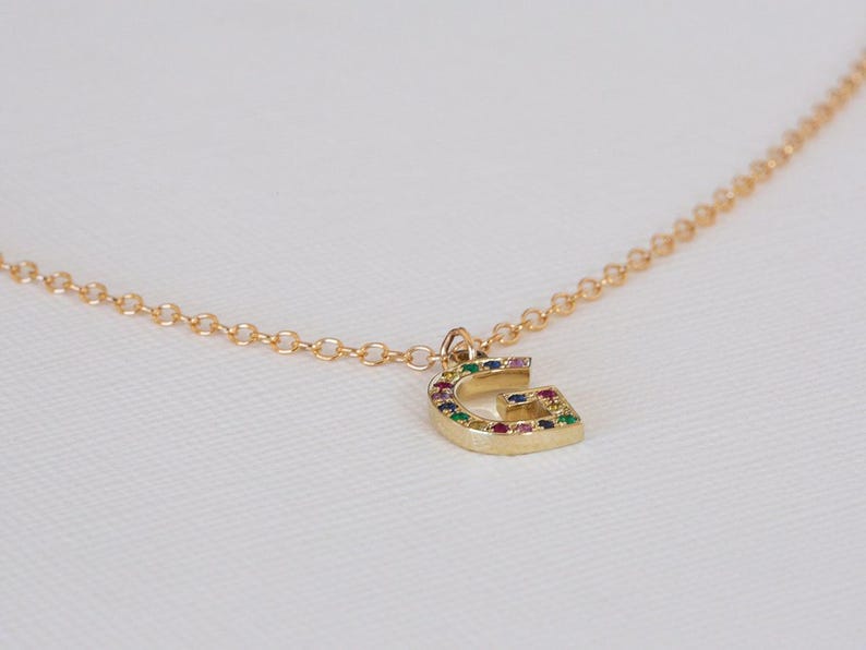Bedelketting van 14 karaats goud, 14 karaats ketting met initialen, bedelketting met initialen, gepersonaliseerde 14 karaats ketting, 14 karaats letterketting, massief gouden bedelketting afbeelding 5