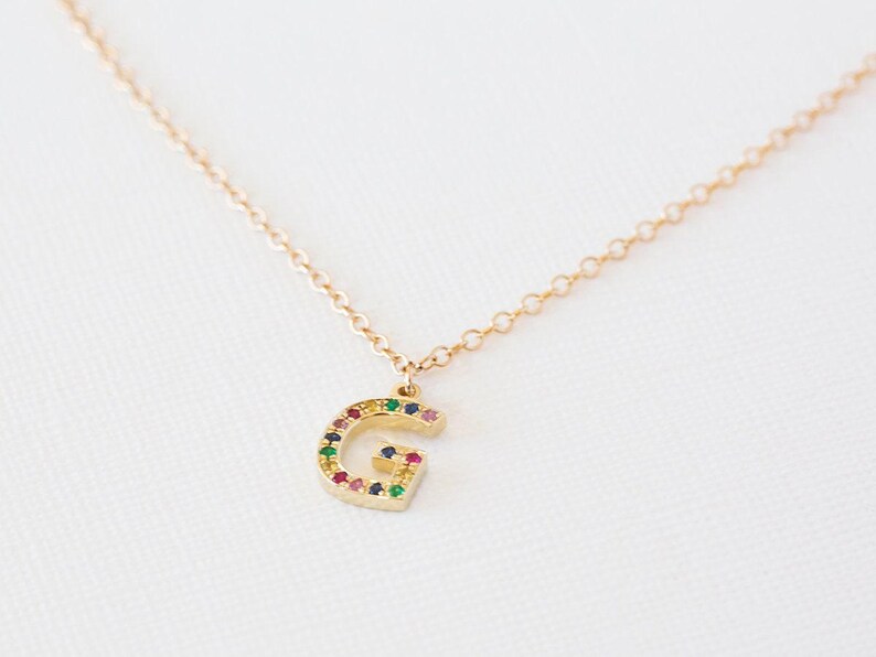 Bedelketting van 14 karaats goud, 14 karaats ketting met initialen, bedelketting met initialen, gepersonaliseerde 14 karaats ketting, 14 karaats letterketting, massief gouden bedelketting afbeelding 9