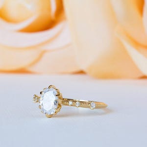 Antiker Verlobungsring, Verlobungsring im edwardianischen Stil, Moissanit-Diamantring, Forever One Moissanitring, 14-karätiger Moissanitring, 18-karätiger Diamantring Bild 5
