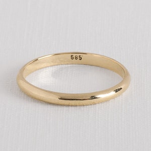 Dainty Gold Ring, Thin Gold Ring, Gold Wedding Band, Yellow Gold Wedding Band, Womens Gold Wedding Band, Simple Gold Ring, Thin Wedding Ring