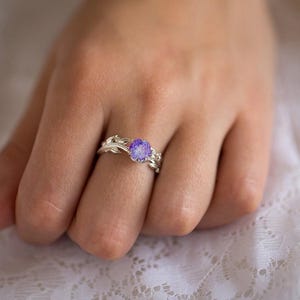 Amethyst Promise Ring, Amethyst Vintage Ring, Purple Wedding Ring, Amethyst Engagement Ring, Purple Promise Ring, Flower Amethyst Ring image 5