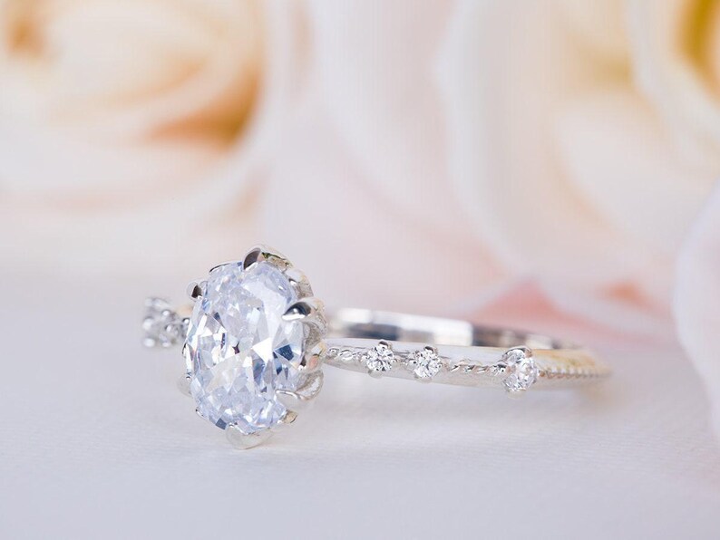Antiker Verlobungsring, Verlobungsring im edwardianischen Stil, Moissanit-Diamantring, Forever One Moissanitring, 14-karätiger Moissanitring, 18-karätiger Diamantring Bild 3