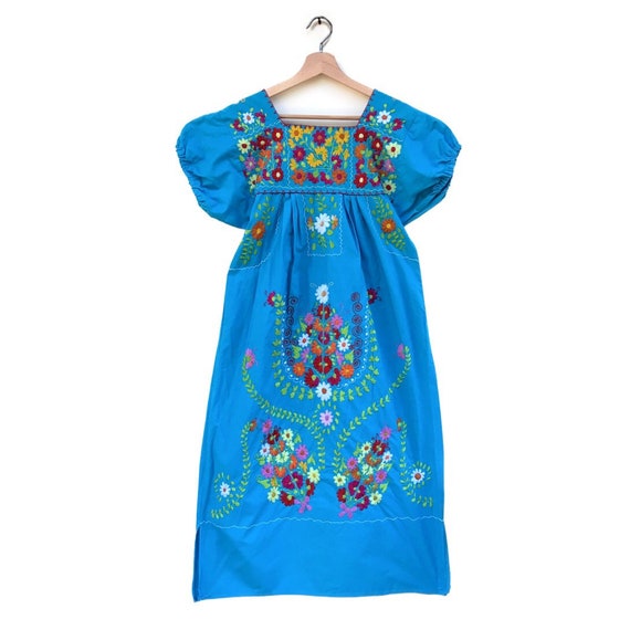 Vintage Mexican embroidered dress