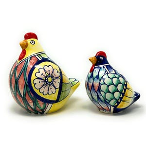 Italian Ceramic Hen Chicken Fowl Figurine Animals Hand Painted Pattern Deruta Art Pottery Made in ITALY Tuscan