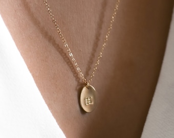 Collier pendentif ovale personnalisé | Collier initial personnalisé | Collier de pièces d’or et d’argent pour femmes