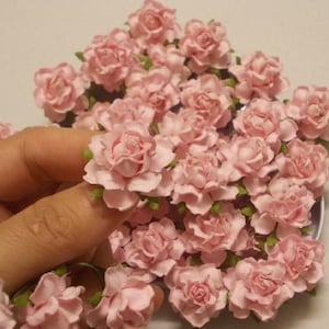 25 papieren bloemen (maat 1") Mulberry Paper Craft bloem, papieren bloem ambachtelijke bruiloft, bruiloft, boeketten en ambachten, lichtroze, papieren rozen.
