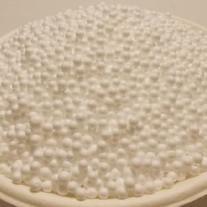Cantidad 2 tazas/20 oz (tamaño 3-4 mm) Pequeñas bolas de poliestireno: bolas de poliestireno para slime, manualidades de poliestireno, nieve de poliestireno, bolas de poliestireno blancas.