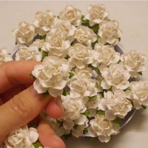 25 Paper Flowers (Size 1&quot;) Mulberry Paper Craft flower, Paper flower craft wedding, Wedding, Events, Bouquets and Crafts, White Paper Roses.