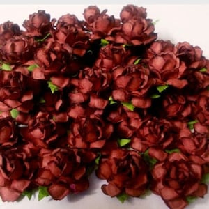 10 fiori di carta (misura 1") Fiore artigianale in carta di gelso, matrimonio artigianale con fiori di carta, matrimonio, bouquet e artigianato, rose di carta bordeaux.