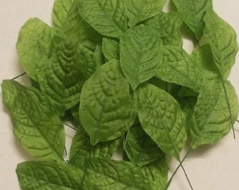 100 Green Satin Fabric Leaves: Craft Flowers, Bouquet Decoration (1"x1.5")
