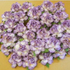 25 枚の紙の花 (サイズ 1.5 インチ) マルベリー ペーパー クラフト フラワー、ペーパー フラワー クラフト ウェディング、ウェディング、ブーケ、紫の縁の紙のバラ。