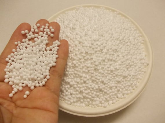 China Factory Small Craft Foam Balls, Round, for DIY Wedding