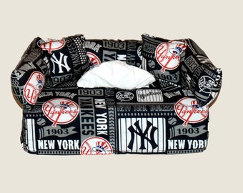 New York Yankees MLB fabric tissue box cover. Includes FREE Tissue - FREE shipping.