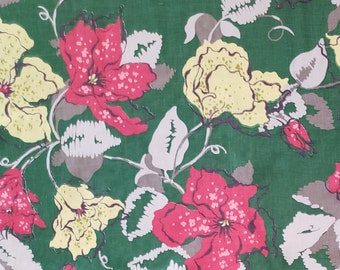 Vintage 1940's Floral Fabric / 50s Decorator Fabric