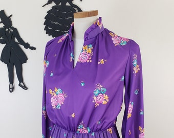 Vintage 1970's Purple Floral Dress / 70s Poly Day Dress S