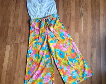 Vintage 1960's Floral Jumpsuit / 70s Vibrant One Piece Pant Suit M/L