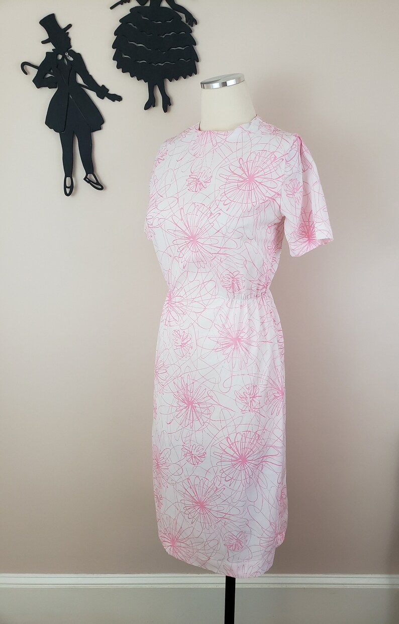 Vintage 1950's Floral Dress / 60s Pink Atomic Spiral Day Dress S image 4