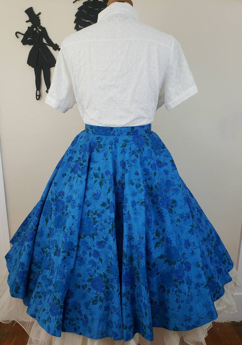 Vintage 1950's Blue Rose Skirt/ 50s Novelty Print Full Circle Skirt XL image 3