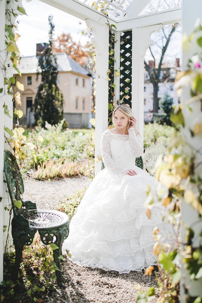 Vintage 1950's Lace Wedding Dress / 50s Wedding Gown XS image 5