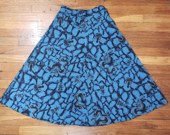 Vintage 1950's Novelty Print Skirt / 50s Dragon Buddha Blue Half Circle Skirt S