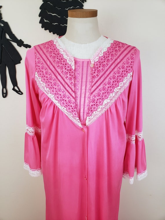 Vintage 1960's Hot Pink Floral Nightgown Set / 60… - image 6