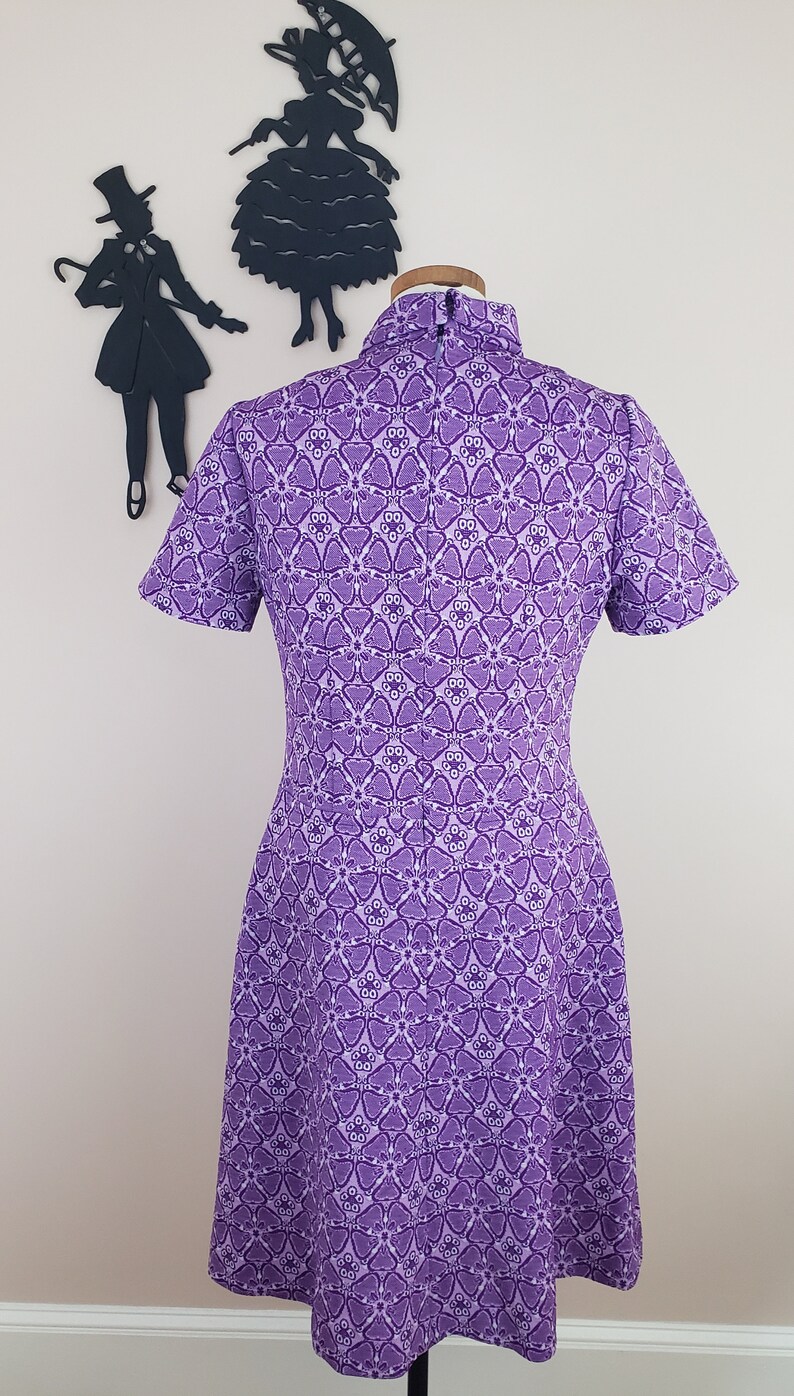 Vintage 1960's Purple Floral Shift 