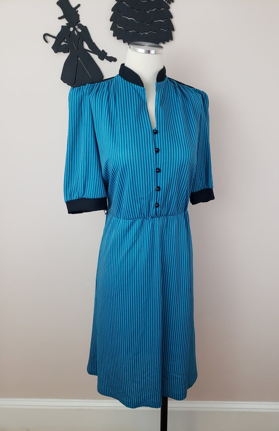 Vintage 1970's Striped Dress / 80s Poly Day Dress… - image 3