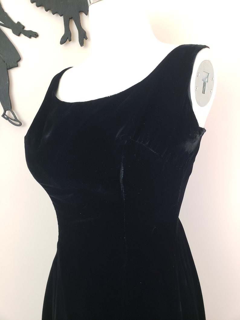 Vintage 1950's Velvet Cocktail Dress / 60s Black Formal Dress S image 5