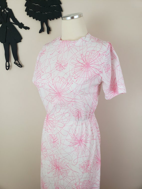 Vintage 1950's Floral Dress / 60s Pink Atomic Spir