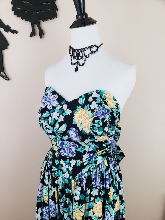 1980's Laura Ashley Sweetheart Dress / 90s Floral 