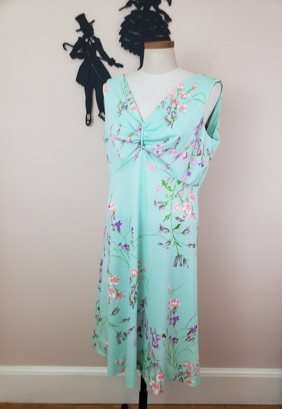 Vintage 1960's Mint Floral Dress/ 70s Plus Size P… - image 3