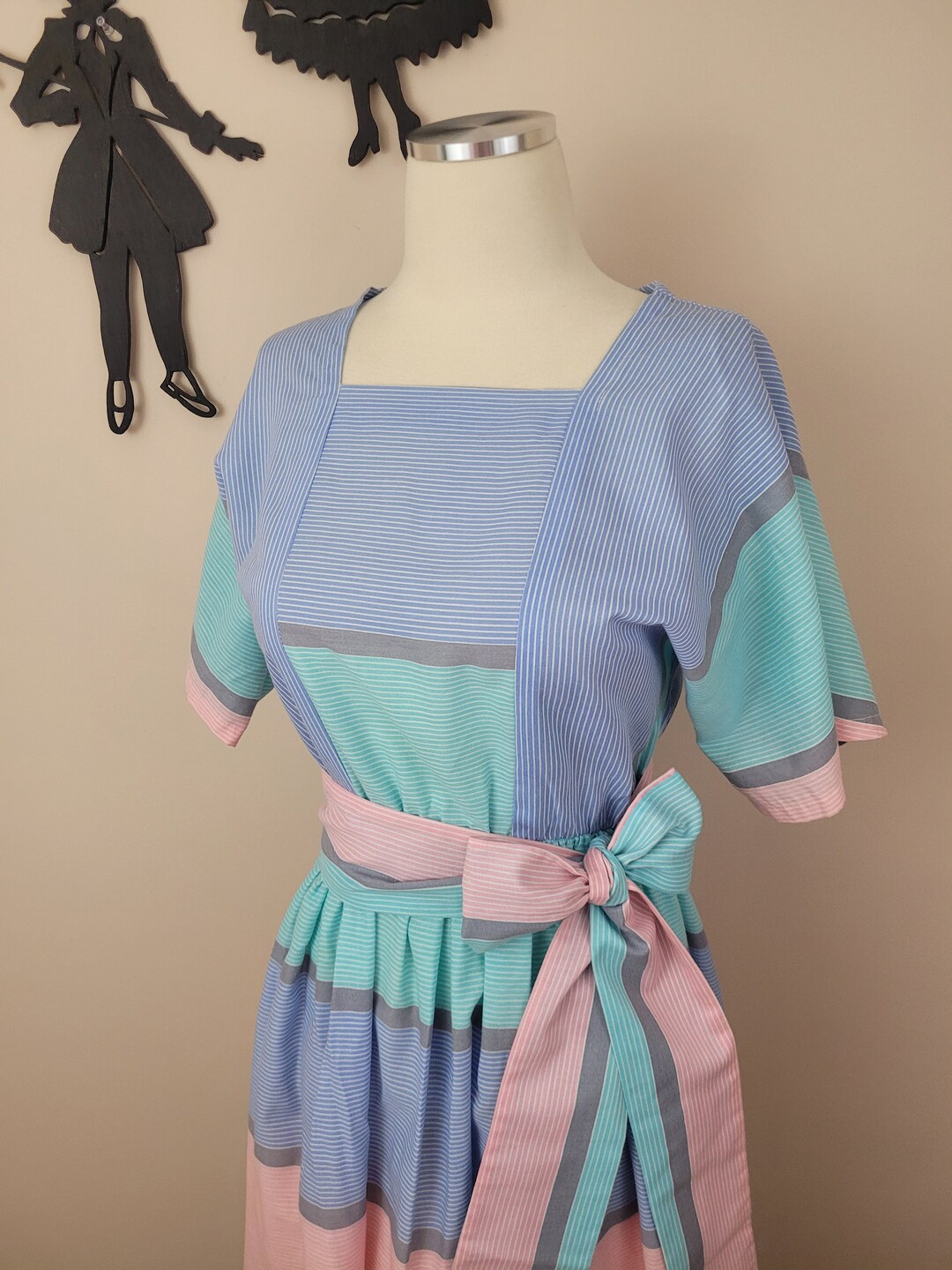 Vintage Colour Block Dress main image 1