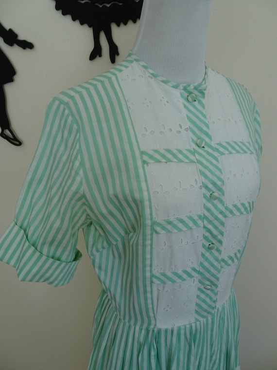 Vintage 1950's Day Dress / 50s Mint Striped Full S