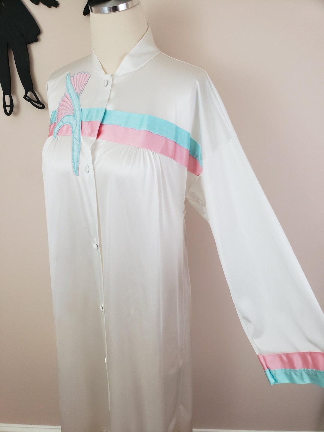 Retro White Robe Vintage 1960's Vanity Fair White Robe / 70s Pastel Lounge Wear S - Etsy