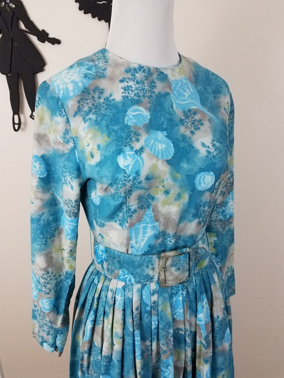 Vintage 1950's Cotton Dress / 50s Novelty Print Se