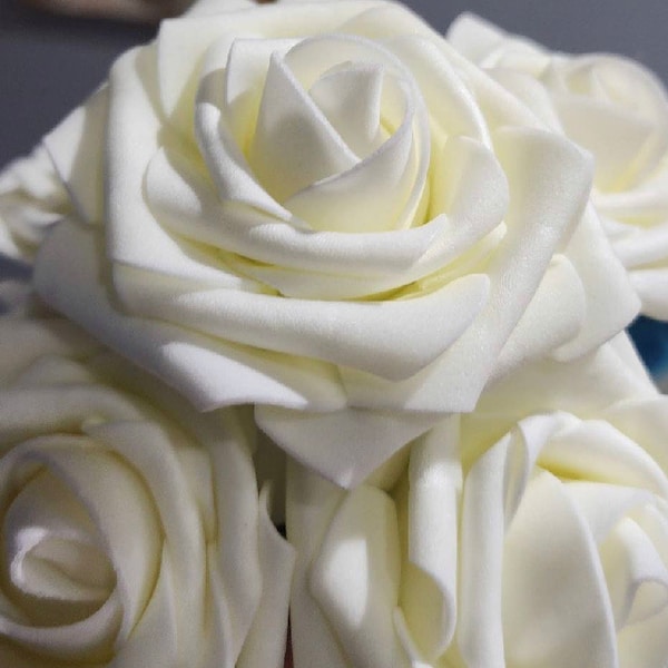 Ivory White Rose Pen - Flower Pens - Bridal Shower Favors - Wedding Favors for Guest in Bulk - White Flower Pen - Wedding Favors