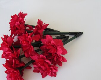 Red Dahlia Flower Pen - Bridal Shower Favors - Dahlia Favors - Flower Pens Bulk - Wedding Party Favors - Pretty Pens - Flower Pen Favors