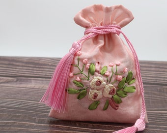 Unique bag charm embroider Tassel chic cute pocket for purse charm handbag charm sachet bag Hanfu pendant oriental culture Pink/Green/Red