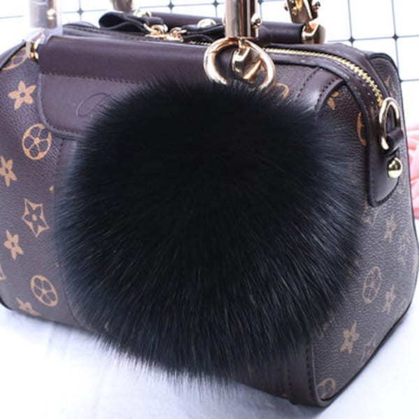 Black Fur Key chains Large Fluffy Fur Ball Bag Charm Tote Handbag Fashion Accessories Purse Bag Bugs charm Pom Pom Bag Charm