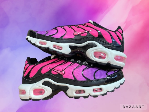 HOT Pink Custom Nike Air Vapormax Hot Custom Nike Air - Main Image