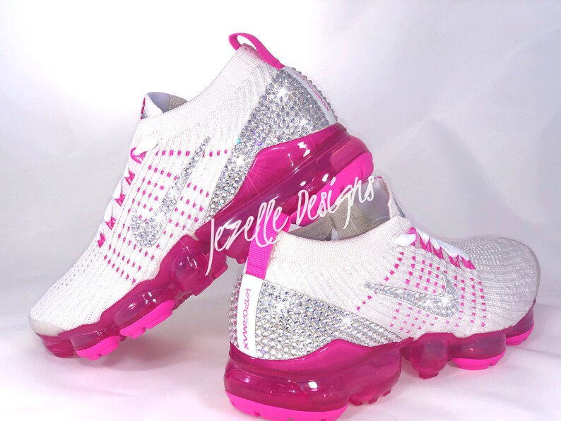 vapormax flyknit hot pink