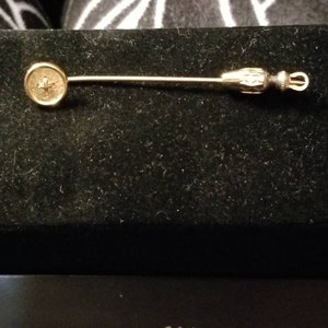 Antique W.E.H GF (Hayward) gold filled pin